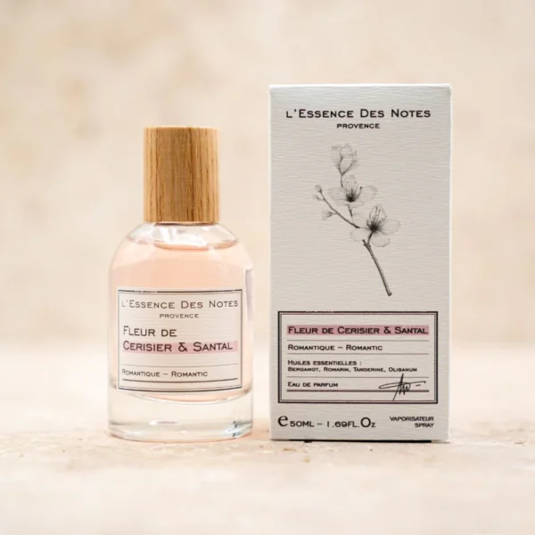 Parfum aux Huiles Essentielles Fleur de Cerisier et Santal
